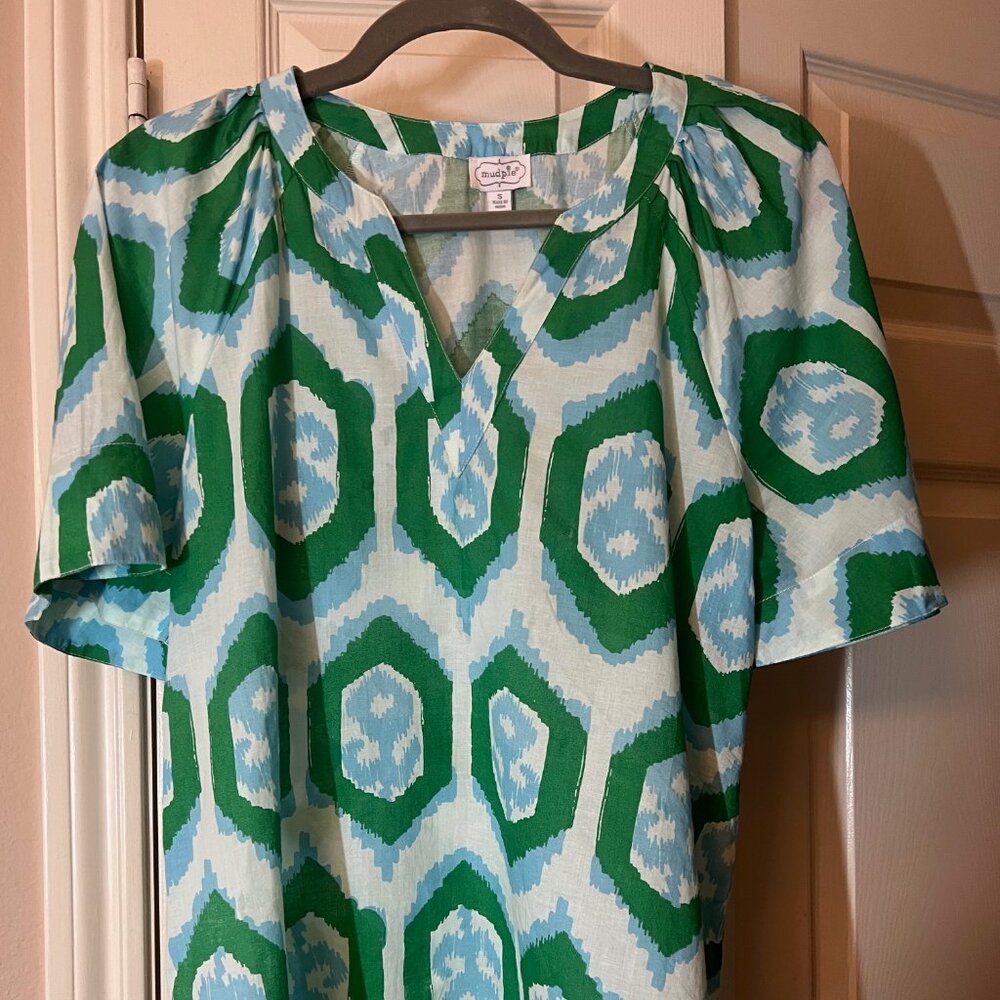 Women's Mud Pie Geometric Ikat Print Blouse - Green & Blue - Small